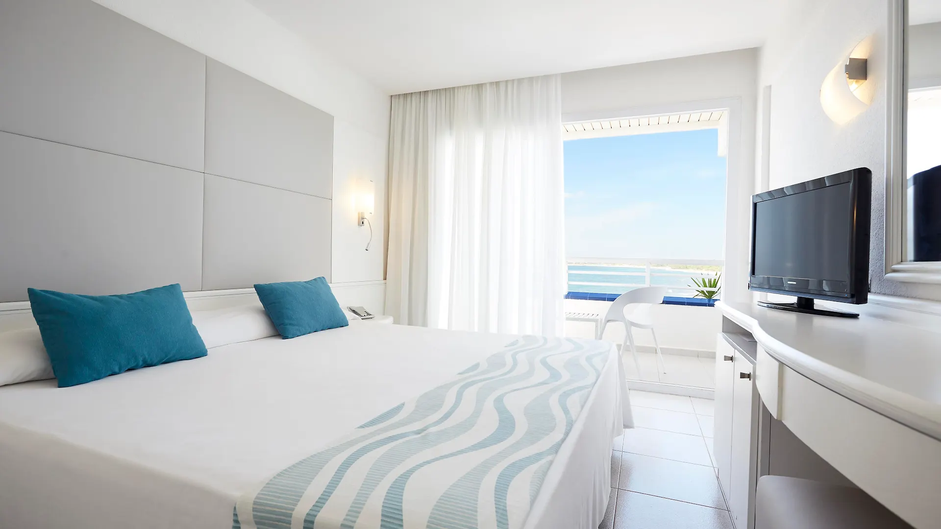 Insotel Hotel Formentera Playa Playa Migjorn 4*,